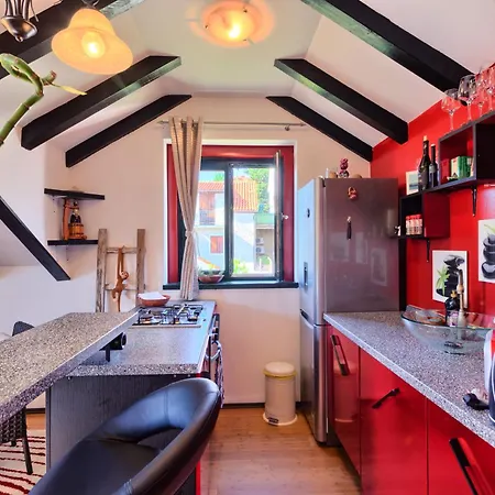 Apartament Sunny Stone *